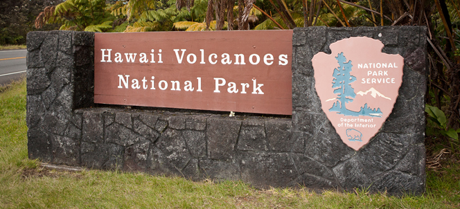Volcanoes-National-Park-entrance